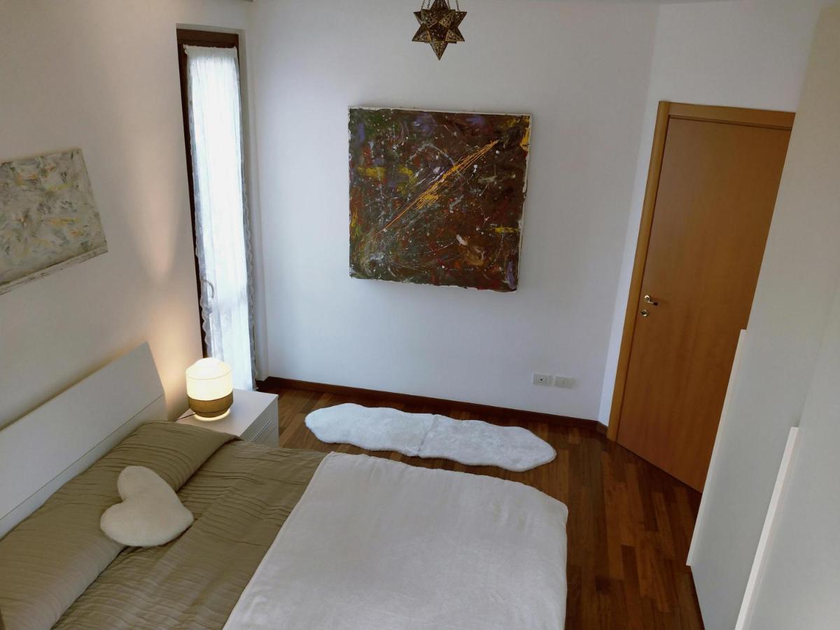 Olgiate Comasco La Casa Del Cuore - Luxury Apartment מראה חיצוני תמונה