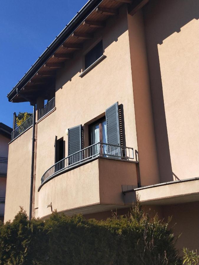 Olgiate Comasco La Casa Del Cuore - Luxury Apartment מראה חיצוני תמונה